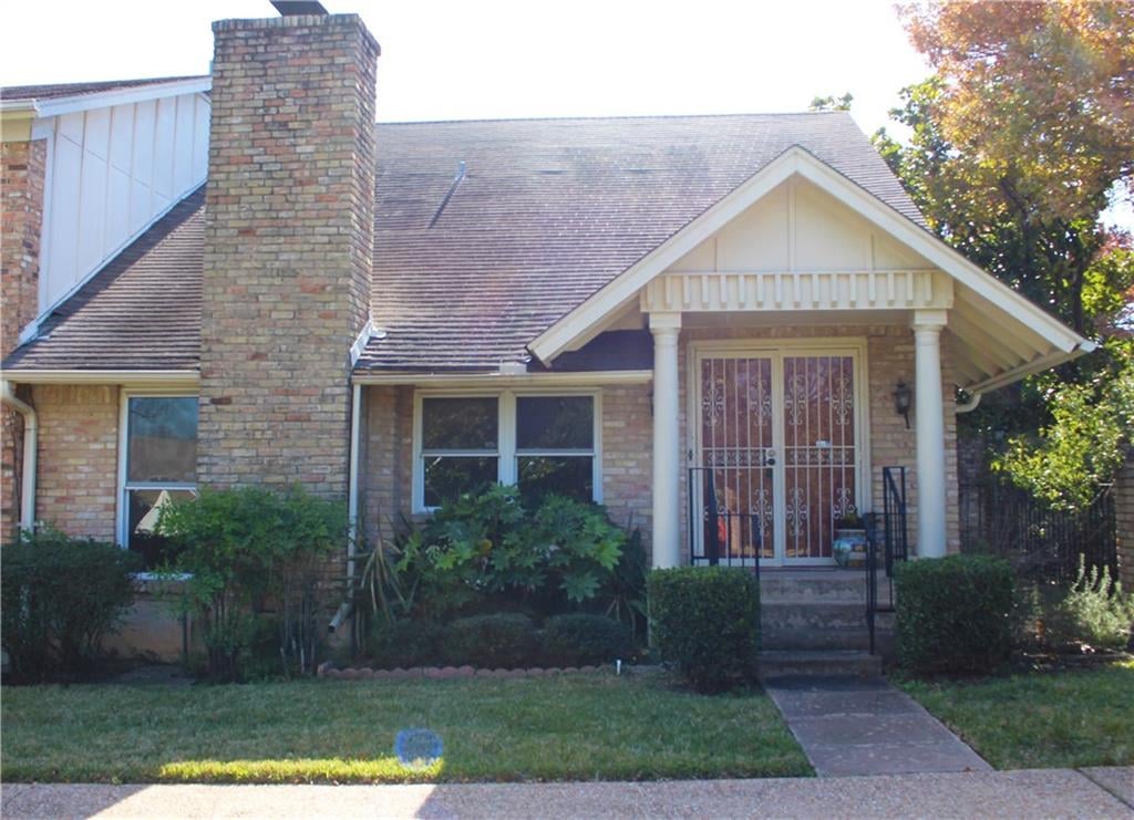 1803 Coronado Hills Dr - front exterior - Luxury home in Old Town Condominiums Revised 1998, Austin, TX