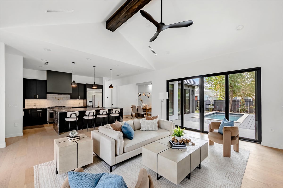 Living area at 1803 Palo Duro Rd - 4 bed 4 bath home