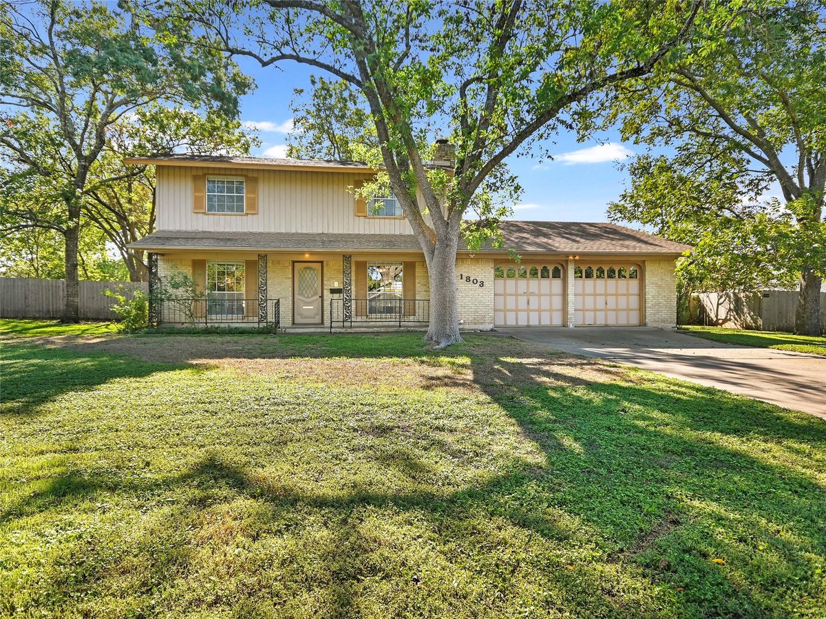 View 1803 Richwood Dr in Allandale North Sec 04 1803 Richwood Dr - front exterior - Luxury home in Allandale North Sec 04, Austin, TX