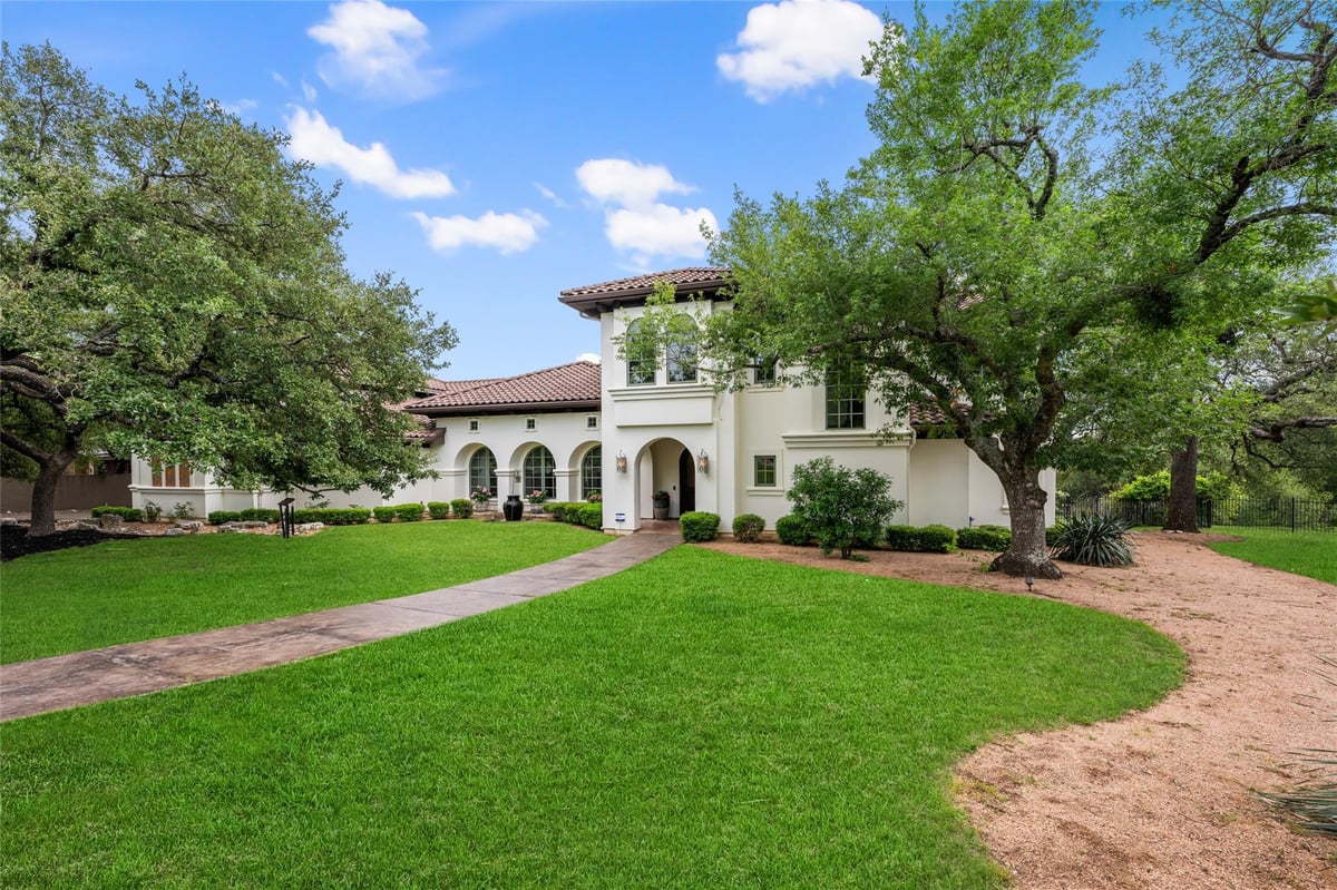 View 18033 Glenville CV in Belvedere Ph 01 18033 Glenville CV - property photo 1 - Luxury home in Belvedere Ph 01, Austin, TX