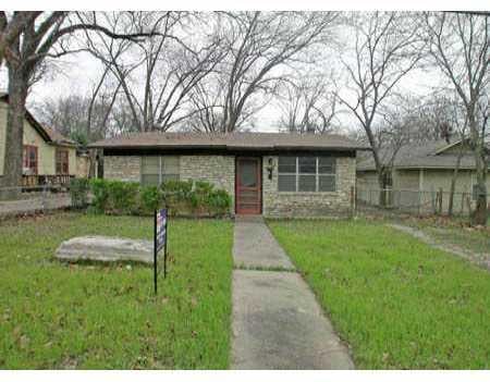 View 1804 Hether St in Stewart Ivan M 1804 Hether St - property photo 1 - Luxury home in Stewart Ivan M, Austin, TX
