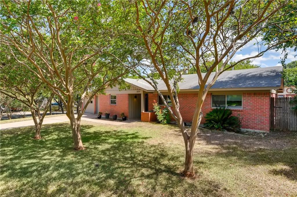 View 1804 Romford Dr in Barton Oaks 1804 Romford Dr - front exterior - Luxury home in Barton Oaks, Austin, TX