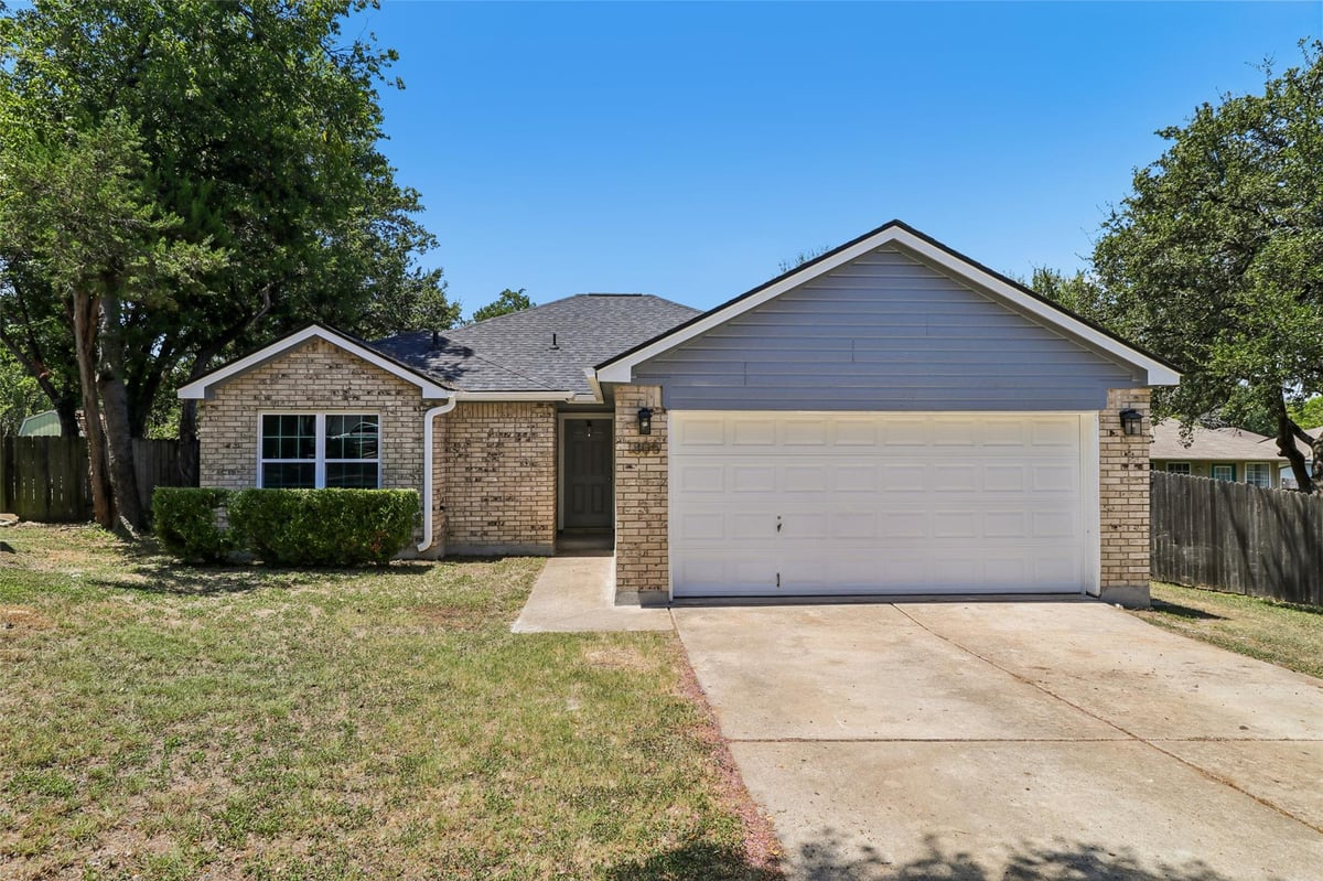 View 1805 Bent Oak CV in Mason Creek Sec 01 1805 Bent Oak CV - property photo 1 - Luxury home in Mason Creek Sec 01, Leander, TX