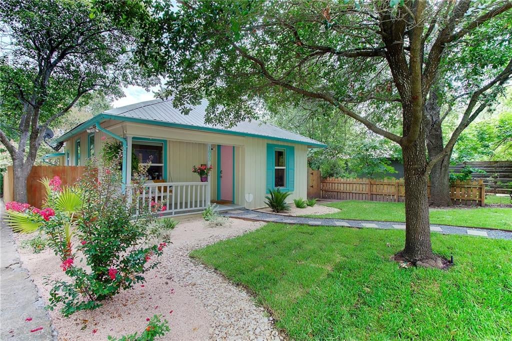 View 1805 S 3rd ST in Bouldin James E Add 1805 S 3rd ST - front exterior - Luxury home in Bouldin James E Add, Austin, TX