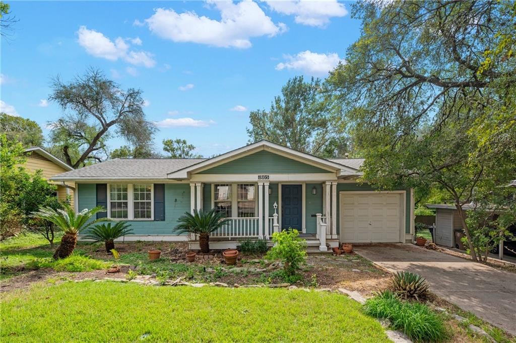 View 1805 W 30th St in Brykerwoods C 1805 W 30th St - front exterior - Luxury home in Brykerwoods C, Austin, TX