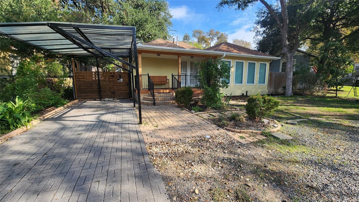 View 1806 W 29th ST in Brykerwoods C 1806 W 29th ST - front exterior - Luxury home in Brykerwoods C, Austin, TX
