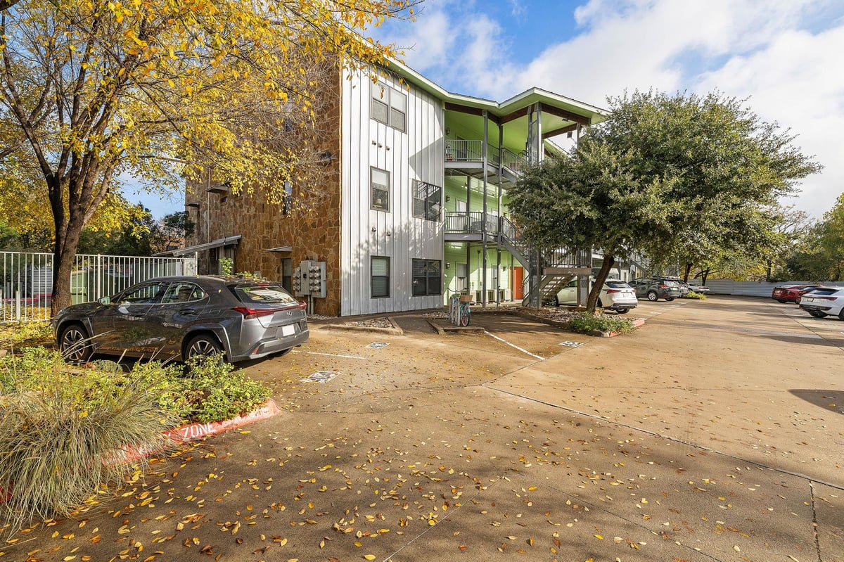 View 1807 Poquito ST Unit #41 in Willow Branch Lofts 1807 Poquito ST Unit #41 - property photo 1 - Luxury home in Willow Branch Lofts, Austin, TX