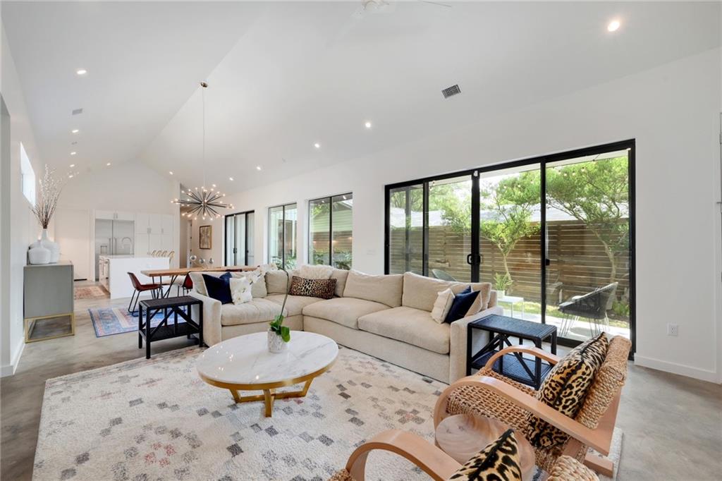 1808 Ford ST Unit #1 - front exterior - Luxury home in Stovall R C Jr, Austin, TX