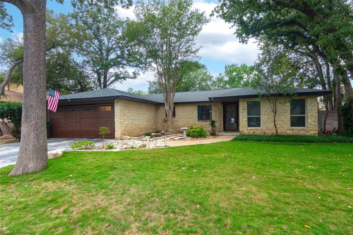 1810 Hermitage DR, photo 1 of 32, Round Rock, Round Rock, TX