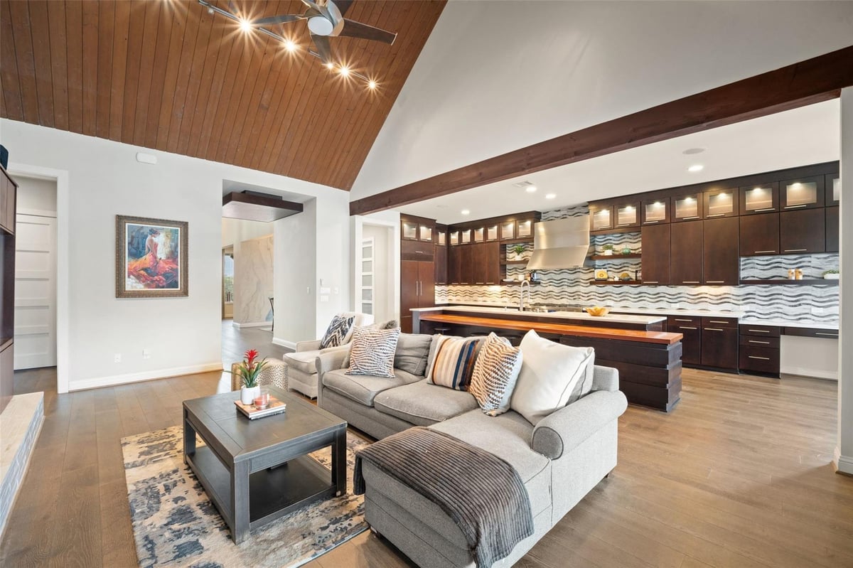 Living area at 18101 Vistancia Dr - 4 bed 3 bath home
