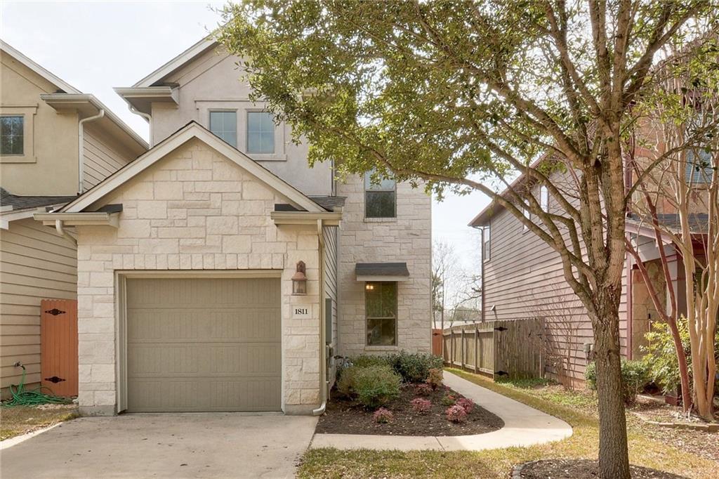 View 1811 Crown Dr in Rose Glen 1811 Crown Dr - front exterior - Luxury home in Rose Glen, Austin, TX