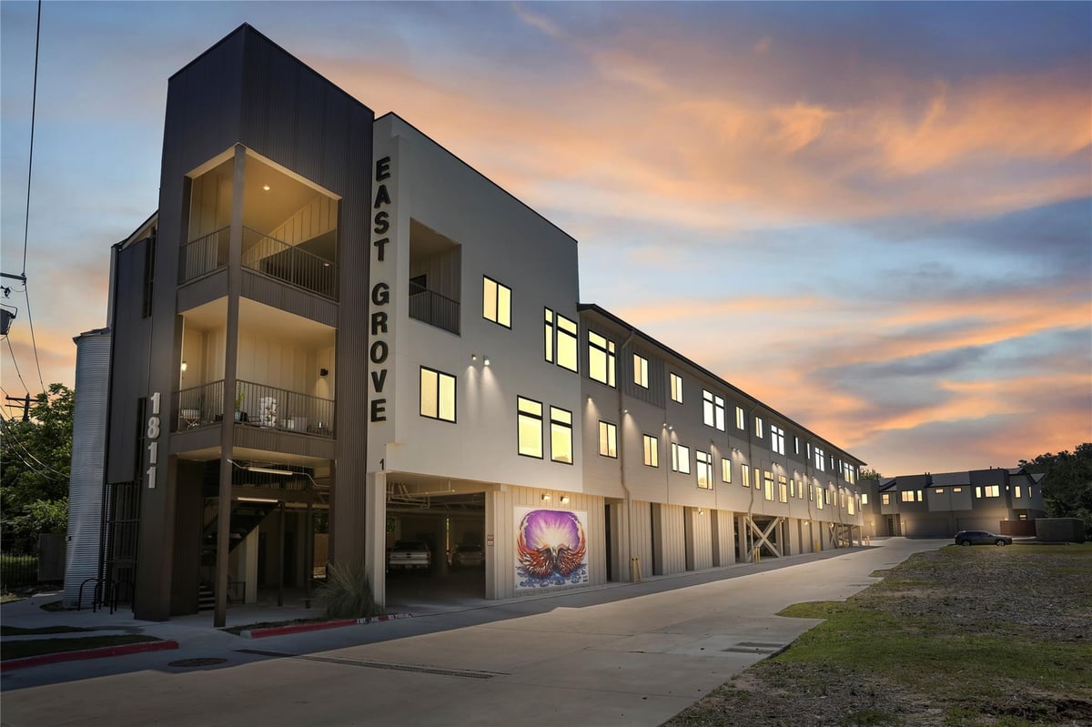 View 1811 Webberville RD Unit #1209 in East Grove Condominiums 1811 Webberville RD Unit #1209 - front exterior - Luxury home in East Grove Condominiums, Austin, TX