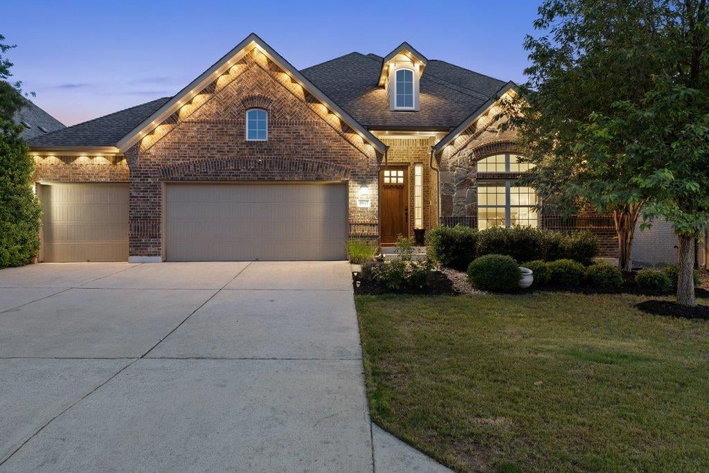 18117 Painted Horse Cv - front exterior - Luxury home in Sweetwater Sec 1 Village G-1, Austin, TX