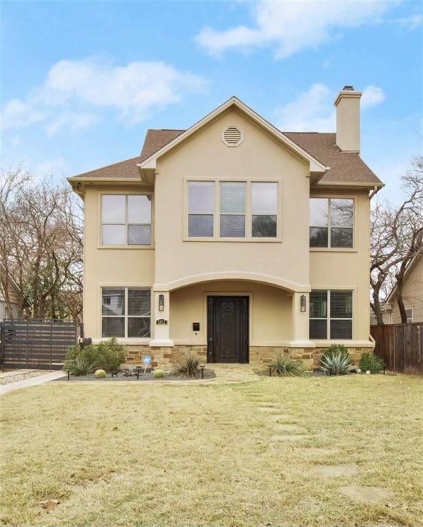 View 1812 W 38th ST in Oakmont Heights Annex 1812 W 38th ST - front exterior - Luxury home in Oakmont Heights Annex, Austin, TX