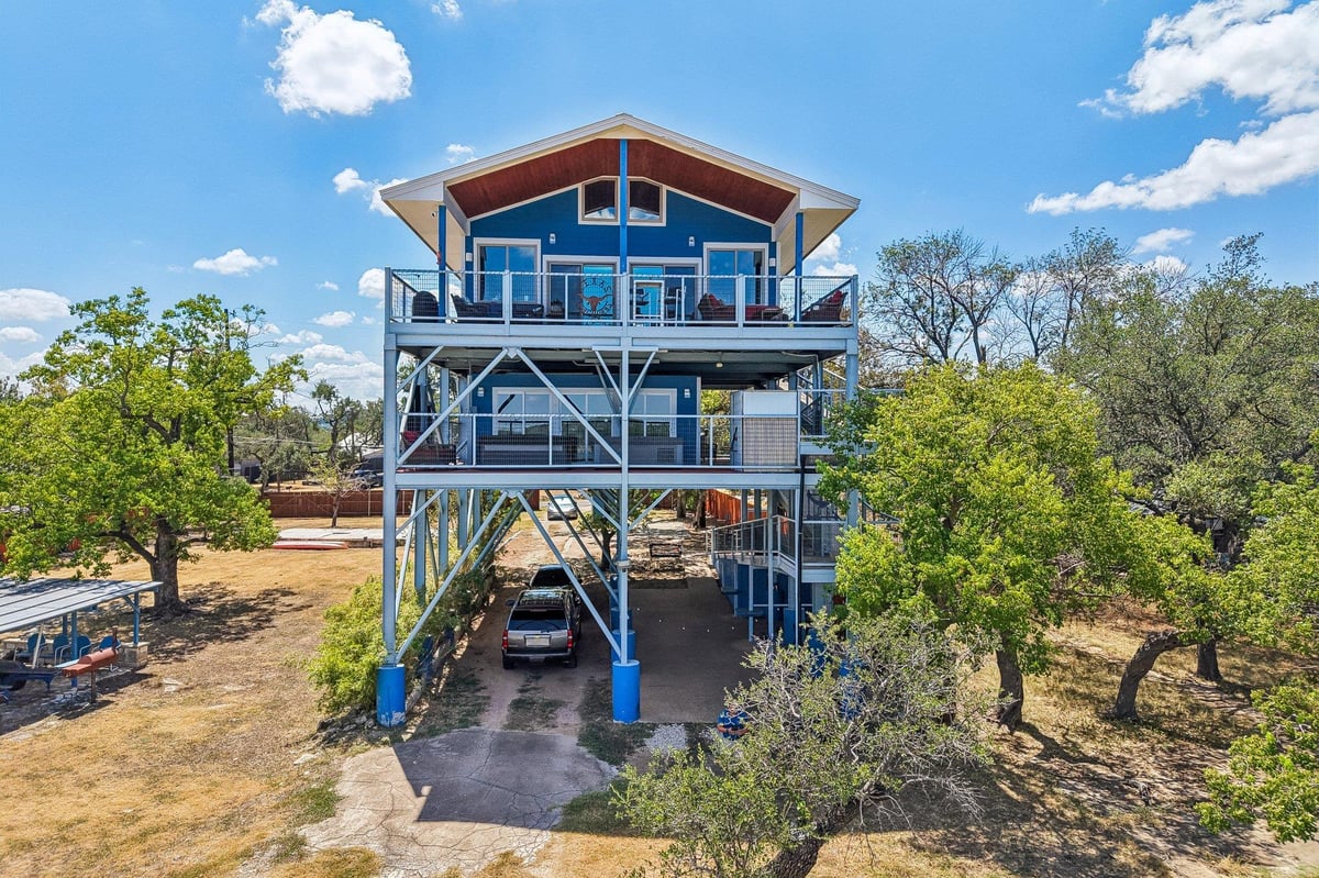 View 1813 Graveyard Point RD in MCDONALD J 1813 Graveyard Point RD - property photo 1 - Luxury home in MCDONALD J, Austin, TX