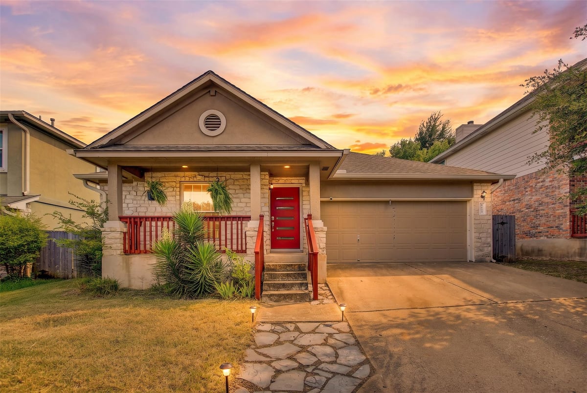 1813 Rosenborough LN - property photo 1 - Luxury home in Round Rock Ranch Pud 13 Ph 01, Round Rock, TX