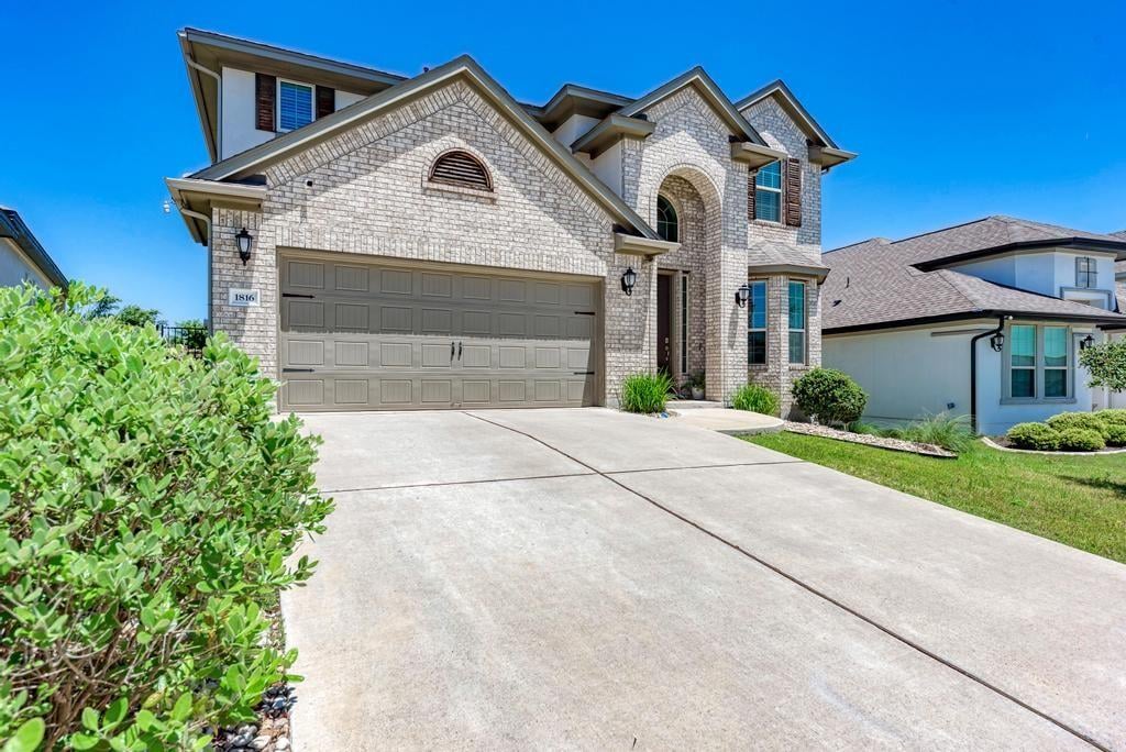 View 1816 Ficuzza WAY in Travisso 1816 Ficuzza WAY - front exterior - Luxury home in Travisso, Leander, TX