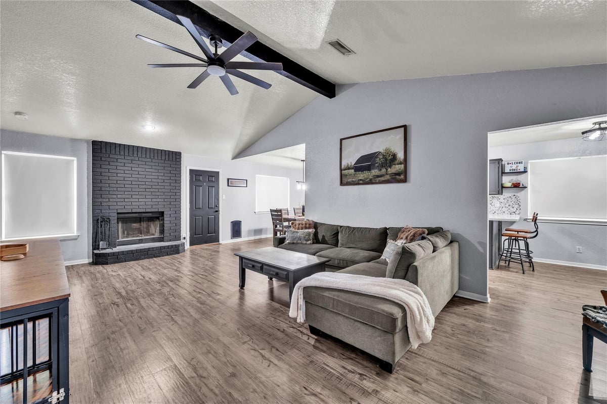 Living area at 1817 Dusk Dr - 3 bed 2 bath home