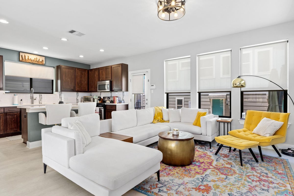 View 1820 Carlson DR Unit #43C in Edgewick Condo 1820 Carlson DR Unit #43C - property photo 1 - Luxury home in Edgewick Condo, Austin, TX