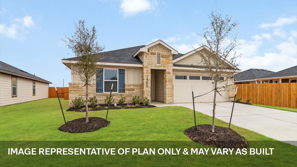 18209 Blazing Ranch LN - front exterior - Luxury home in MONARCH RANCH, Manor, TX