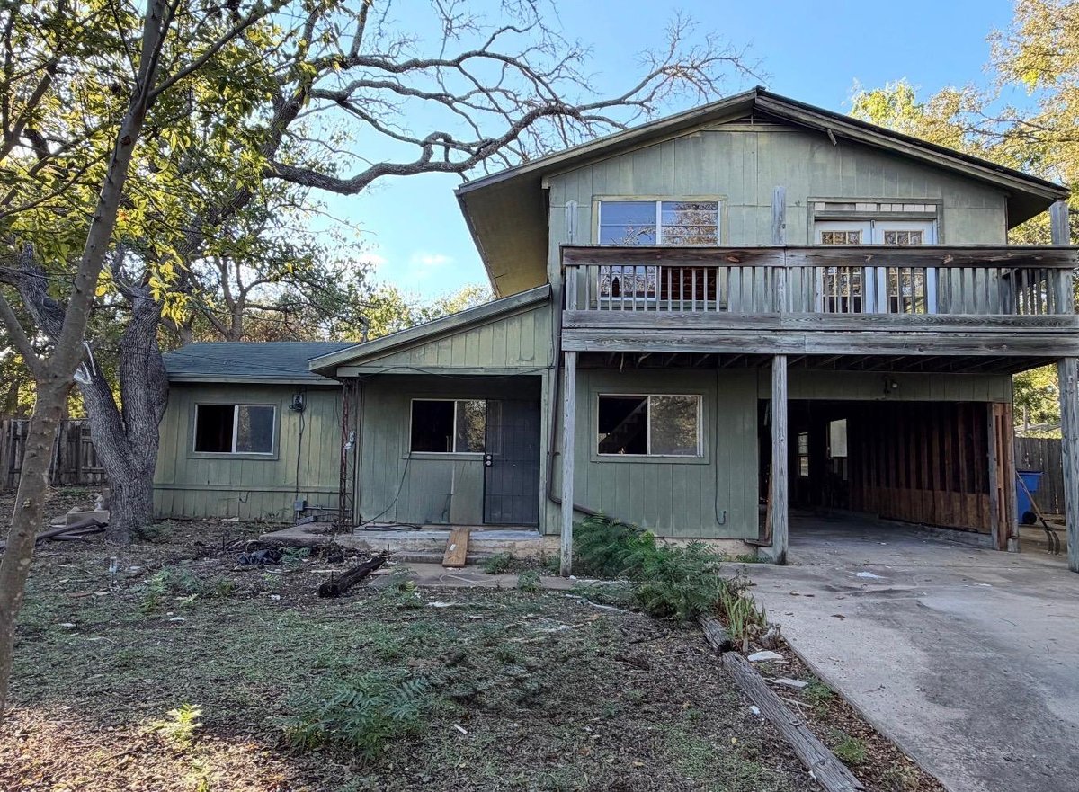 View 18210 Lura LN in Jonestown 18210 Lura LN, photo 1 of 12, Jonestown, Jonestown, TX