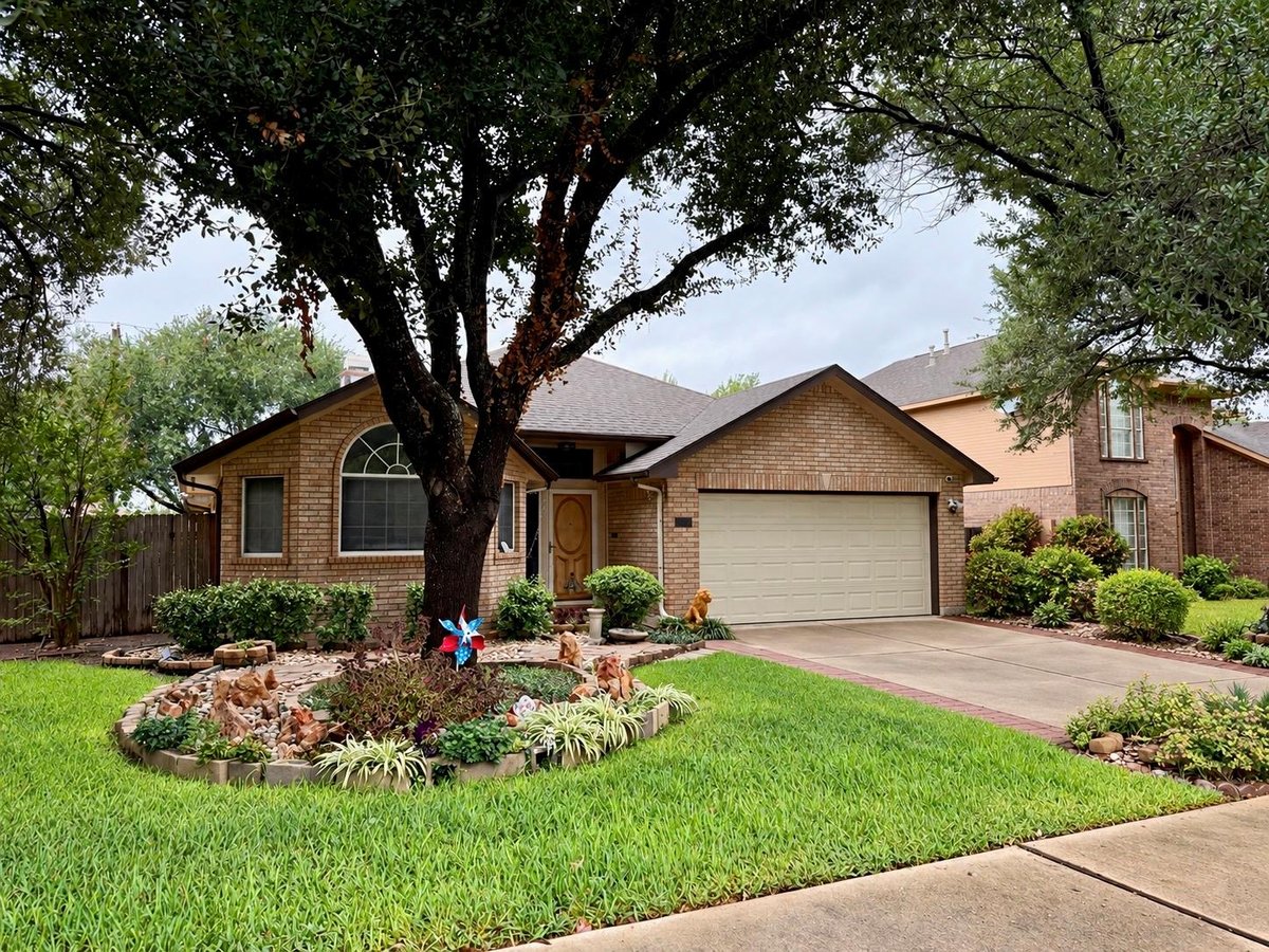 View 1825 Chino Valley TRL in Round Rock 1825 Chino Valley TRL, photo 1 of 11, Round Rock, Round Rock, TX