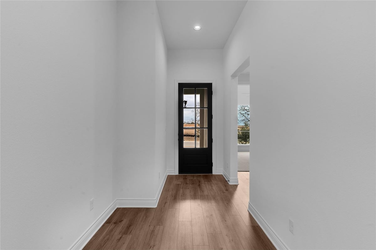 Living area at 184 William Hersee Dr - 3 bed 3 bath home