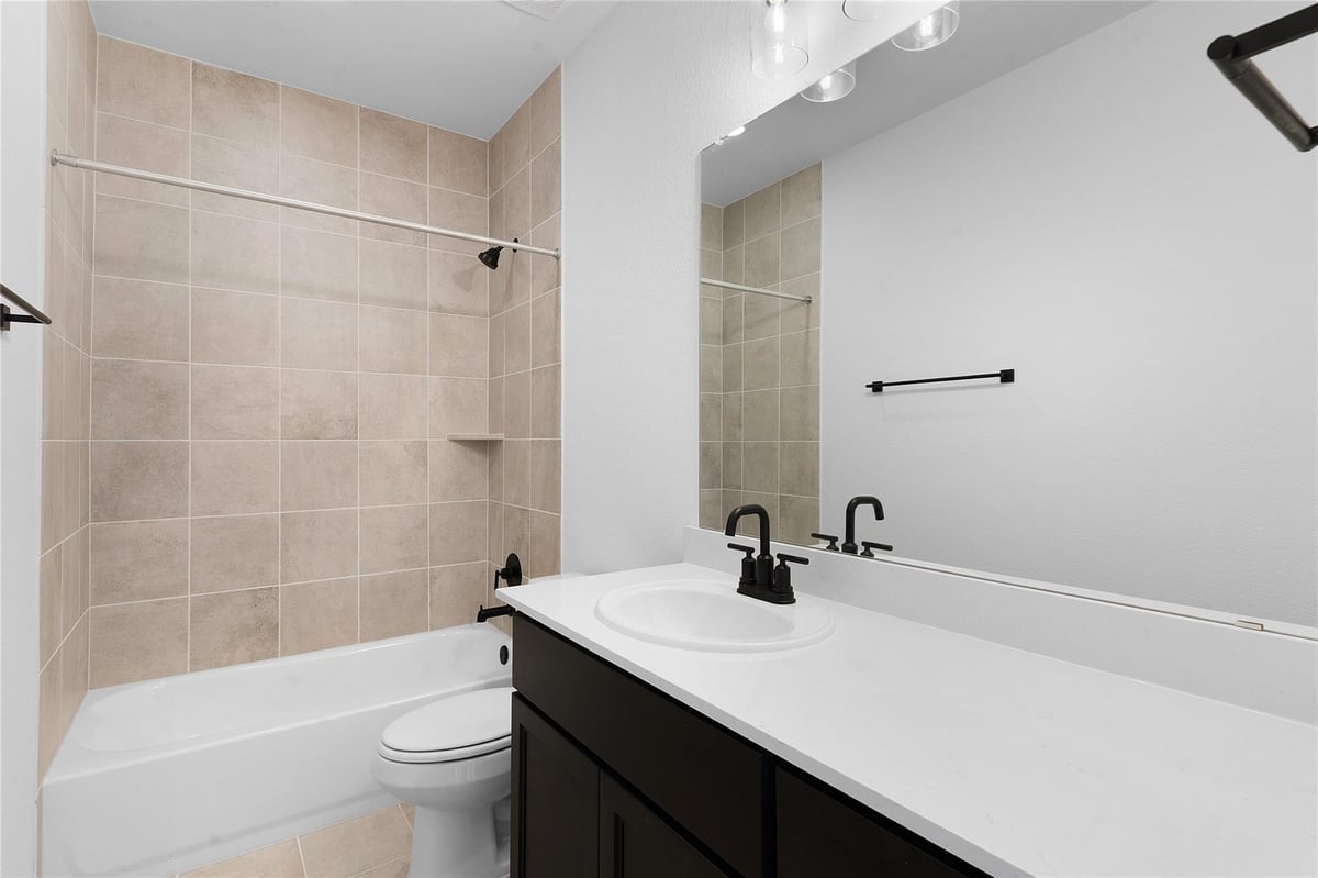 Primary bedroom at 184 William Hersee Dr - 3 bed 3 bath home