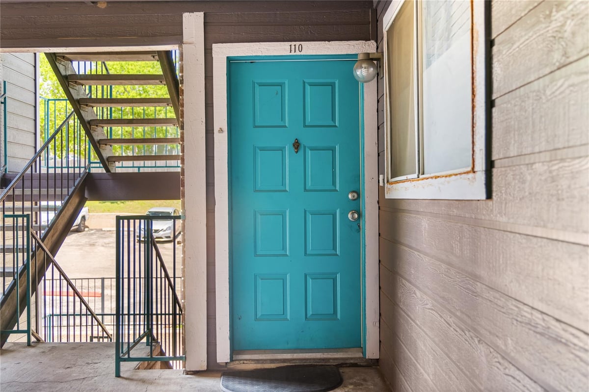 Primary bedroom at 1840 Burton Dr Unit #110 - 1 bed 1 bath home