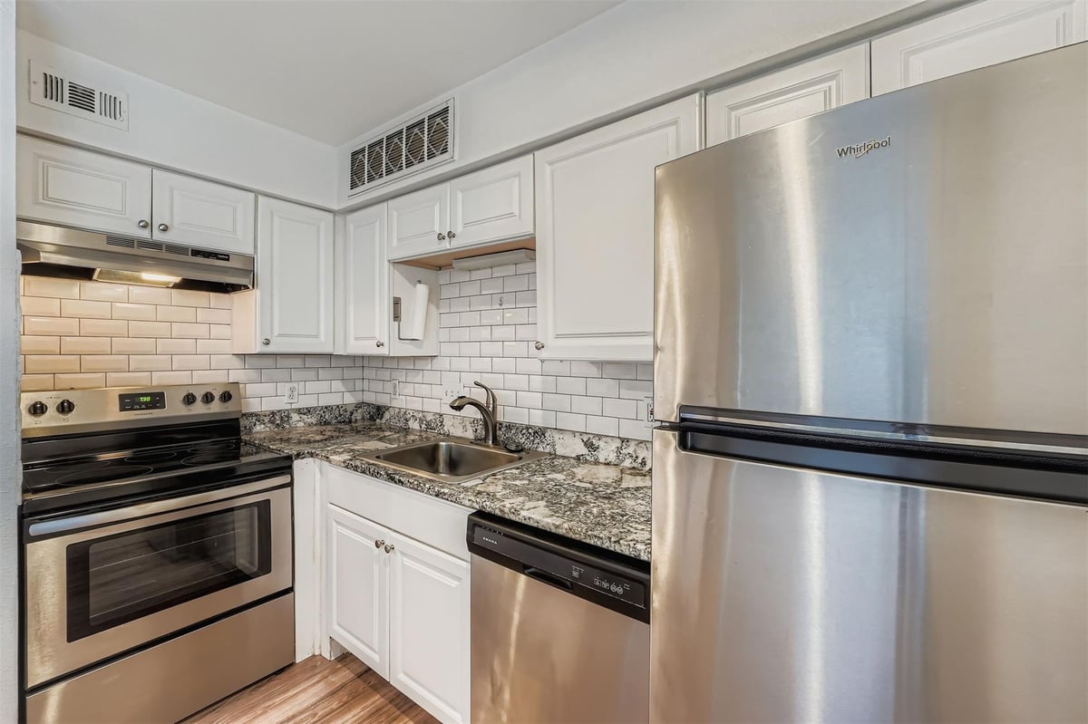 Primary bedroom at 1840 Burton Dr Unit #208 - 1 bed 1 bath home
