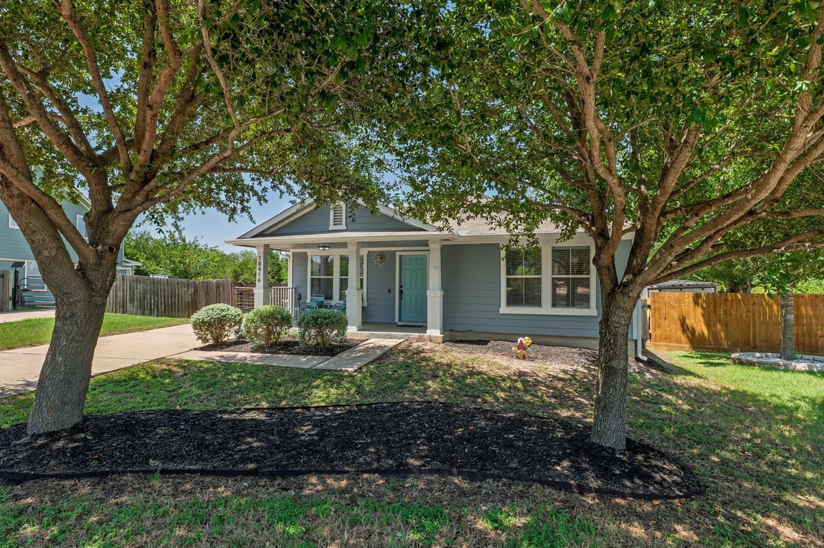 18416 Belfry PASS - front exterior - Luxury home in Briarcreek Sec 05, Manor, TX