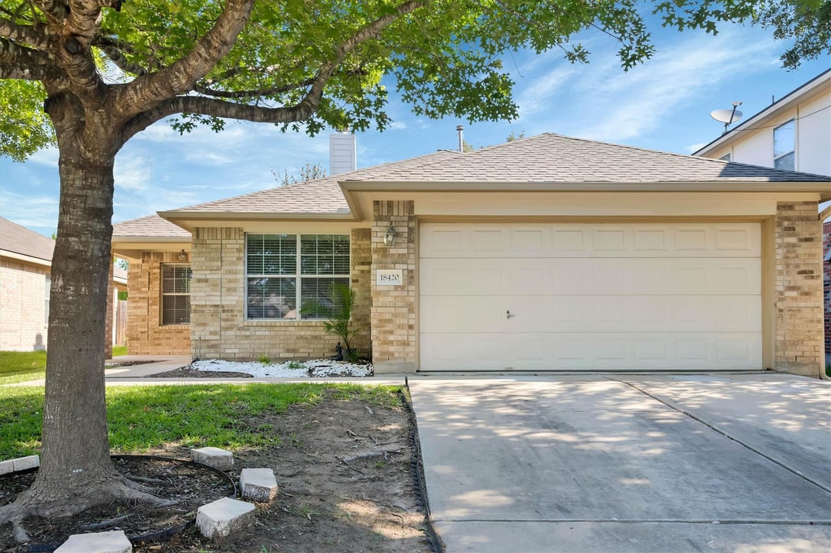 View 18420 Masi LOOP in Villages Of Hidden Lake Ph 4b The 18420 Masi LOOP - front exterior - Luxury home in Villages Of Hidden Lake Ph 4b The, Pflugerville, TX