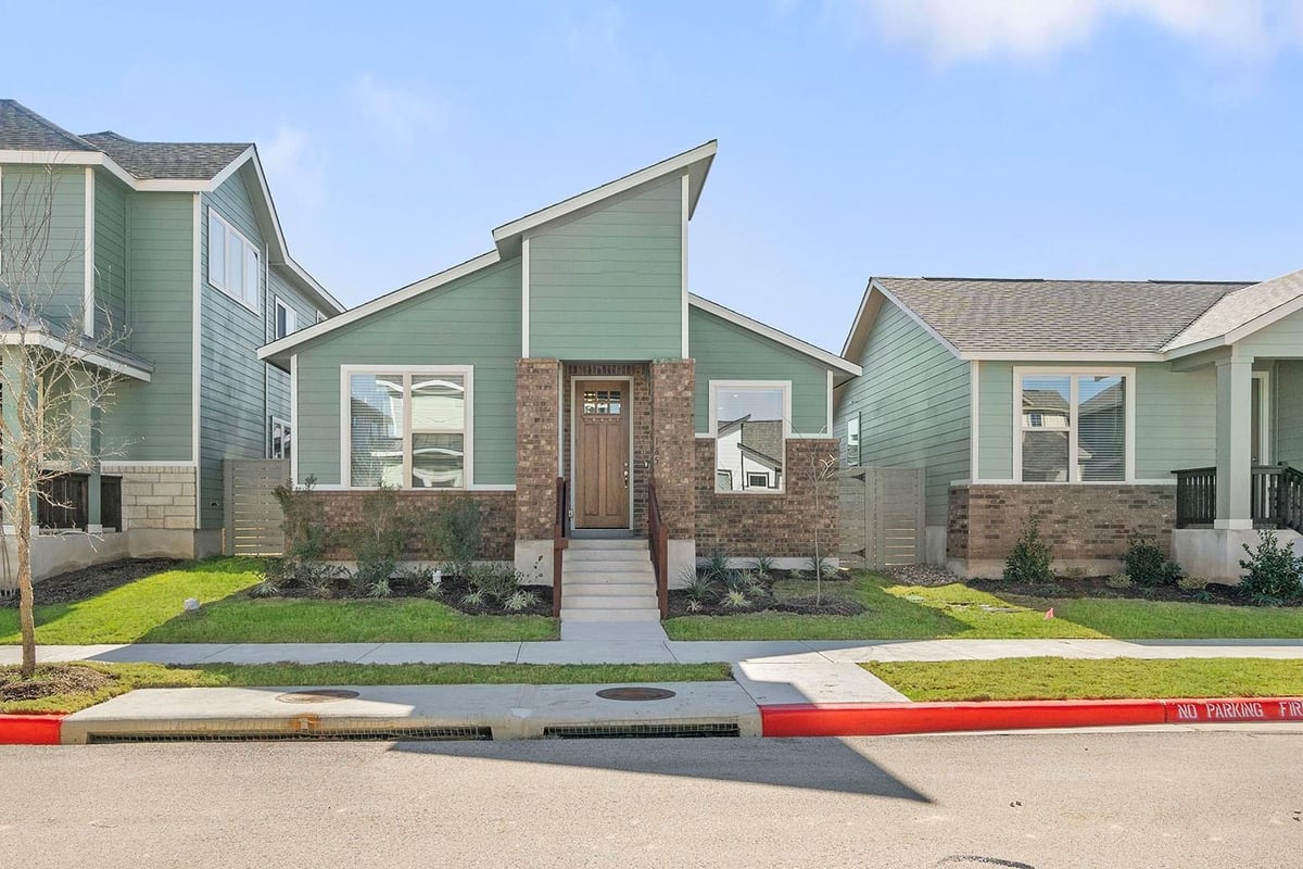 View 185 Weaver Ln in Adelton 185 Weaver Ln - front exterior - Luxury home in Adelton, Bastrop, TX