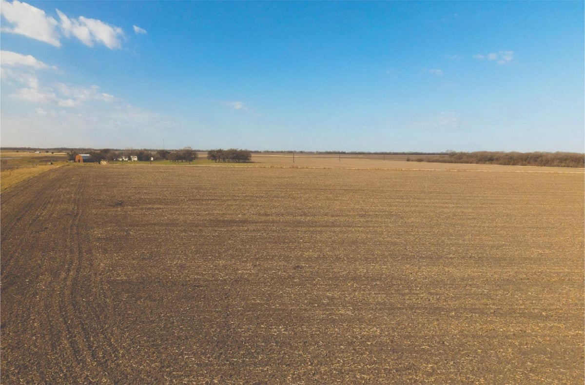 View 1850 County Road 453 Lot 5 Rd in AM40SDXI - MH EAST 1850 County Road 453 Lot 5 Rd - front exterior - Luxury lot in AM40SDXI - MH EAST, Taylor, TX