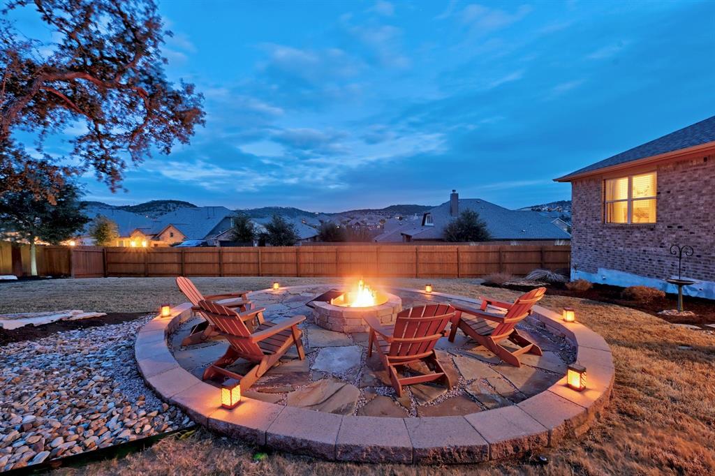 View 18500 DeLeon Bayou LN in SWEETWATER RANCH SEC 1 VILLAGE 18500 DeLeon Bayou LN - front exterior - Luxury home in SWEETWATER RANCH SEC 1 VILLAGE, Austin, TX