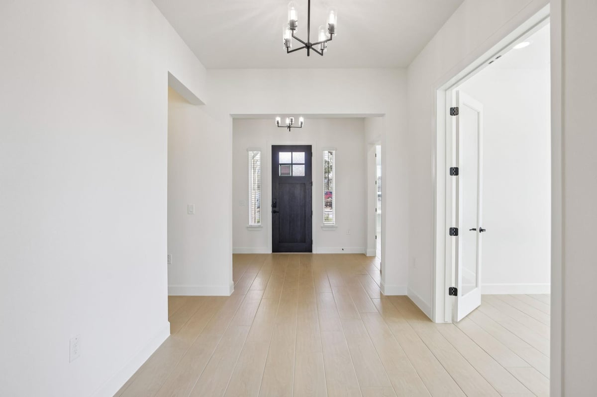 Primary bedroom at 1851 Dancing Oak Ln - 2 bed 2 bath home