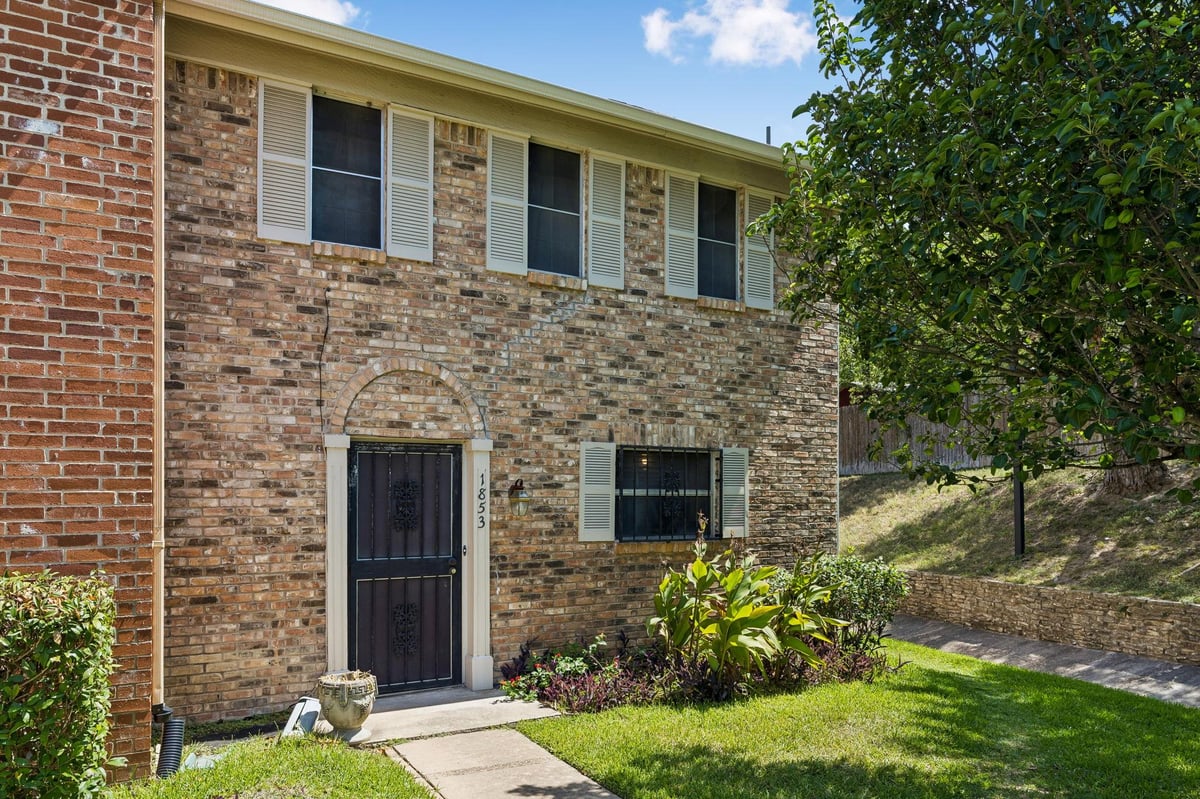 View 1853 Coronado Hills DR in Austin 1853 Coronado Hills DR, photo 1, Austin, Austin, TX