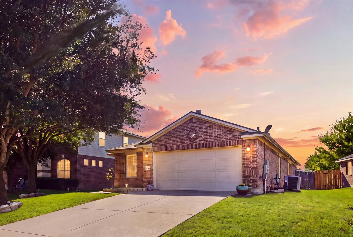 View 18536 Blue Pond DR in Pflugerville 18536 Blue Pond DR, photo 1 of 33, Pflugerville, Pflugerville, TX