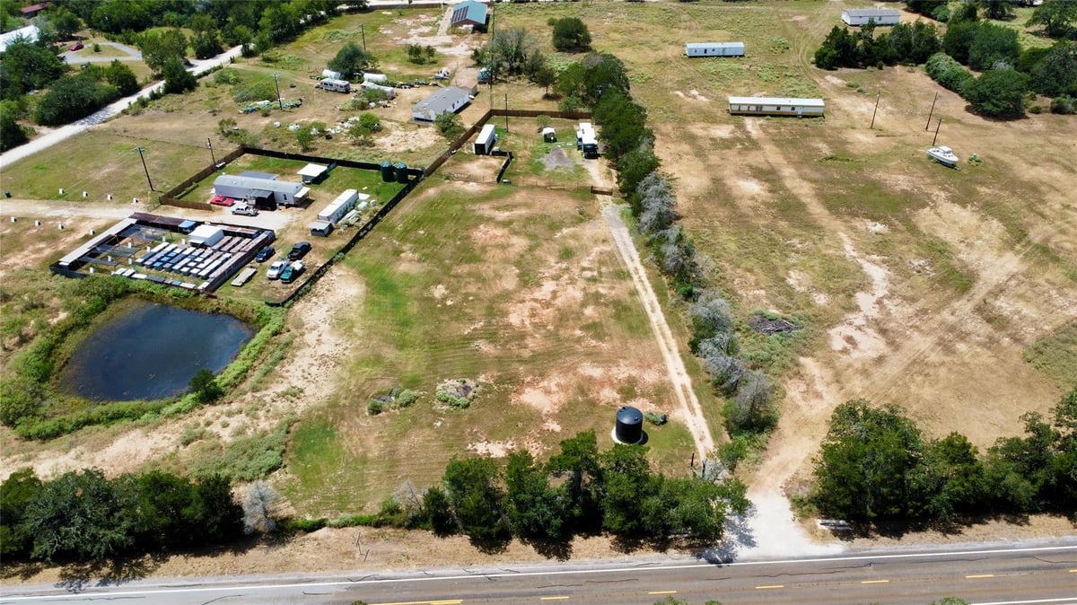 View 1856 Fm 2104 Highway in Grassyville 1856 Fm 2104 Highway - property photo 1 - Luxury lot in Grassyville, Paige, TX