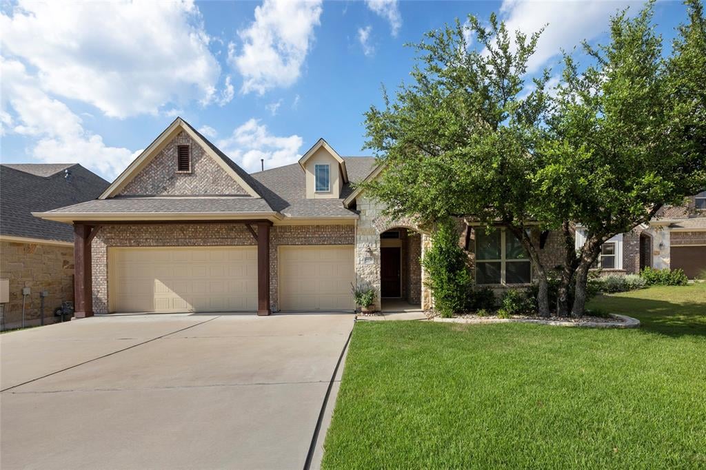 View 18616 Amberg PL in Sweetwater Ranch Sec 1 Village 18616 Amberg PL - front exterior - Luxury home in Sweetwater Ranch Sec 1 Village, Austin, TX