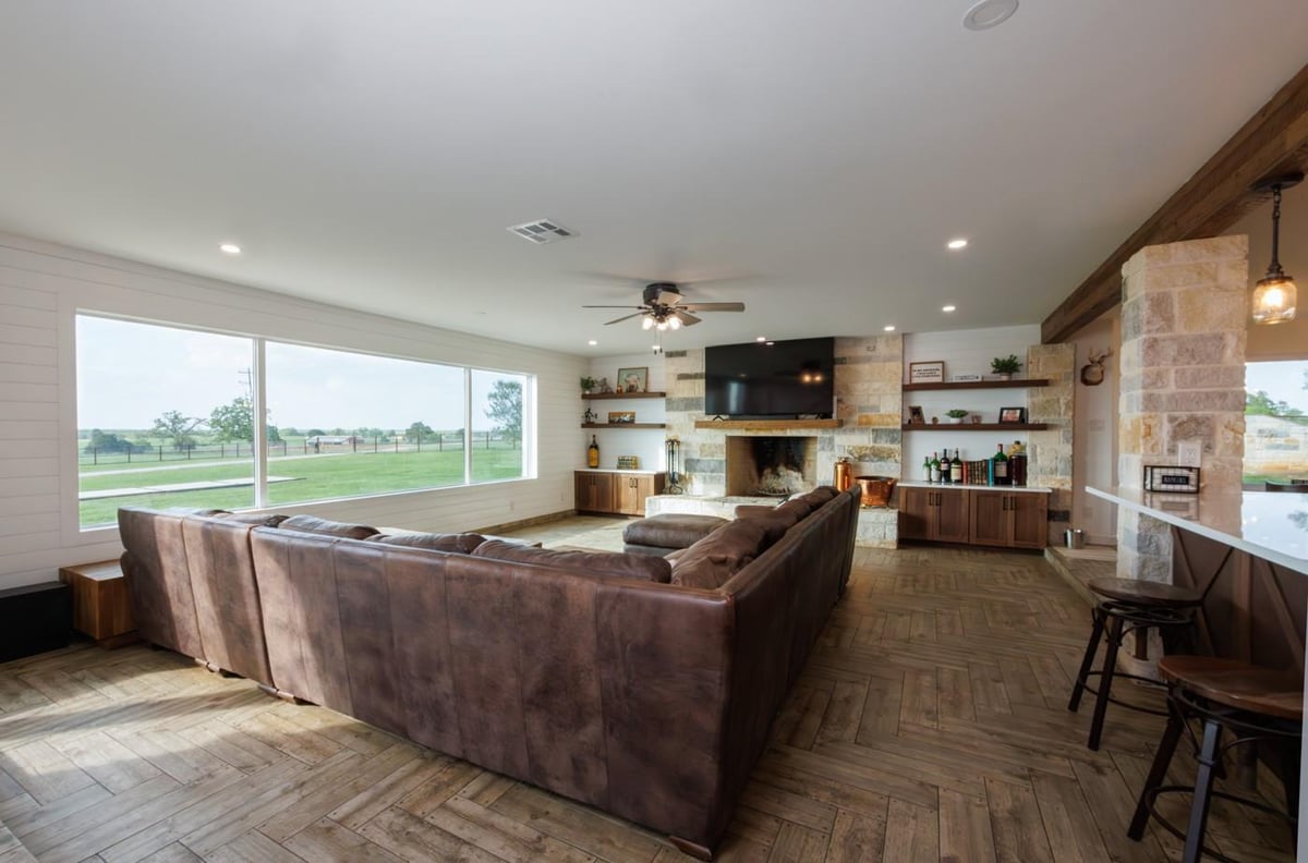 Kitchen at 187 N Cedar Creek Dr - 7 bed 4 bath home