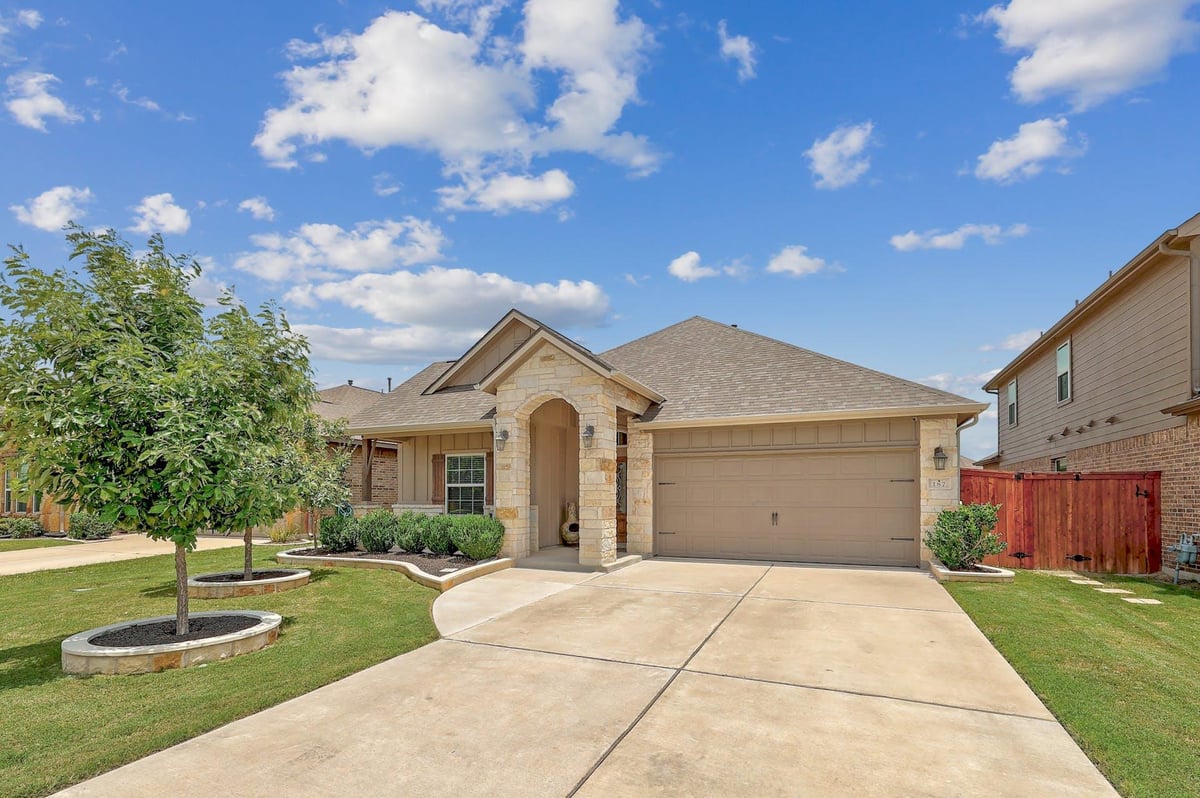 187 Salt Fork DR - front exterior - Luxury home in Santa Rita Ranch South Sec 4A, Liberty Hill, TX