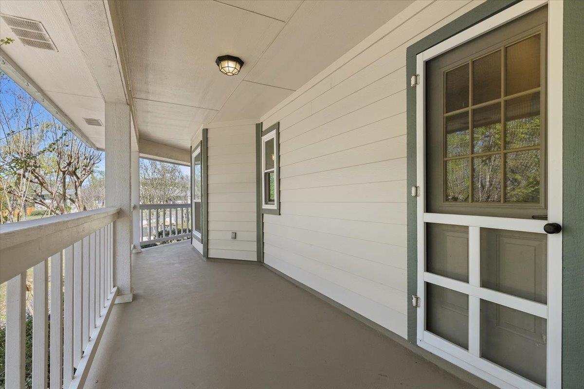 Primary bedroom at 187 Stephen F Austin Blvd - 3 bed 2 bath home