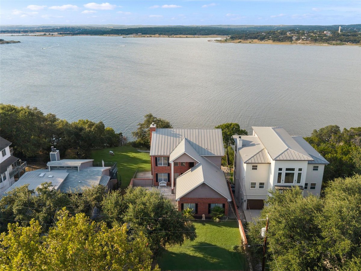 View 1870 Stagecoach DR in Canyon Lake 1870 Stagecoach DR, photo 1 of 40, Canyon Lake, Canyon Lake, TX