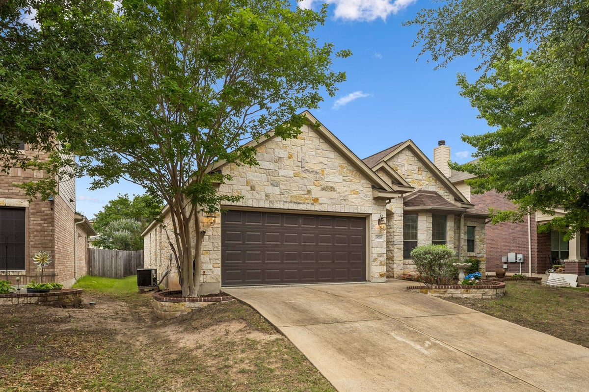 Living area at 18708 Wind Valley Way - 3 bed 2 bath home