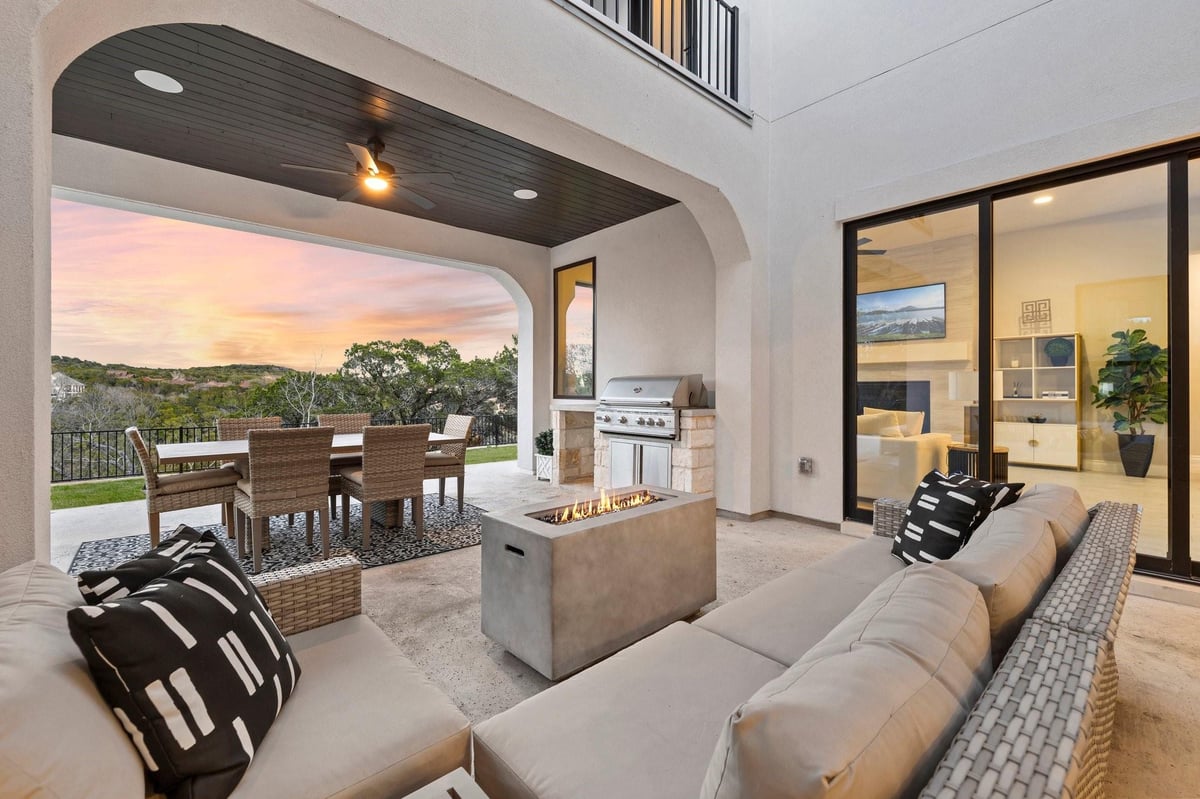 Kitchen at 18724 Expedition Trl - 5 bed 5 bath home