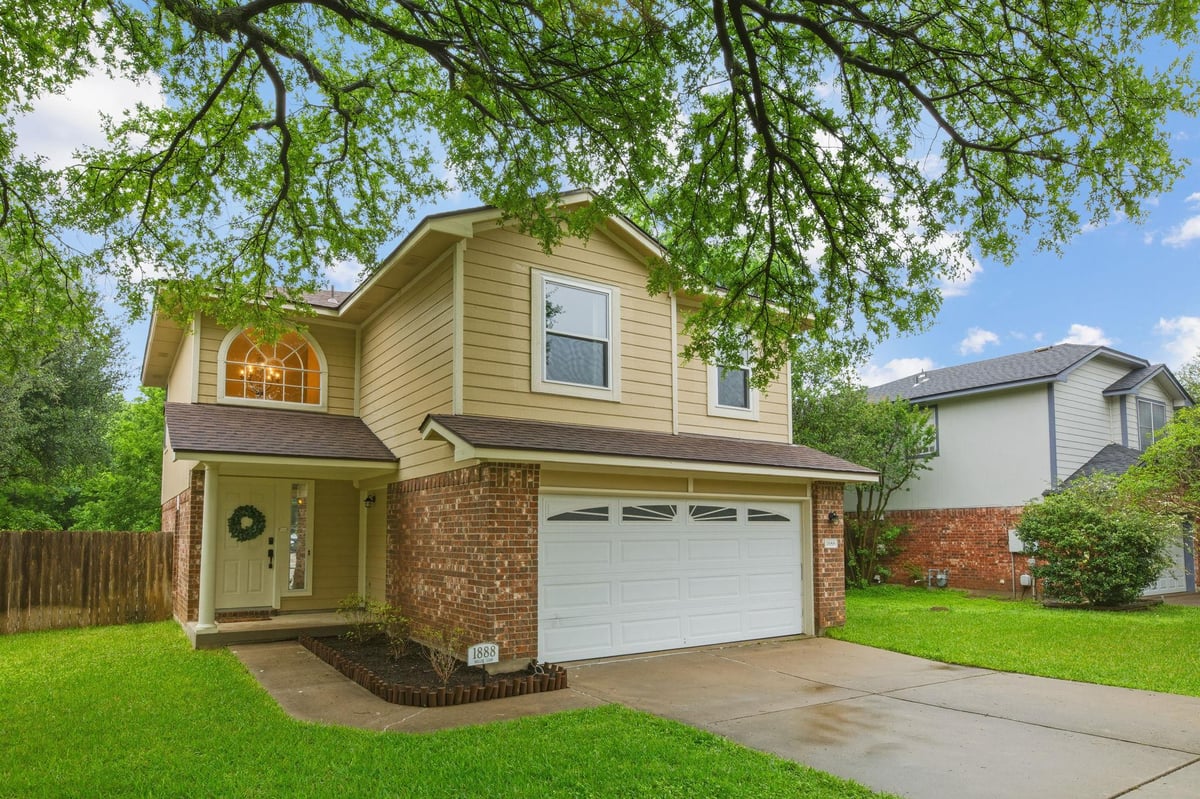 Living area at 1888 Wallin Loop - 3 bed 2 bath home
