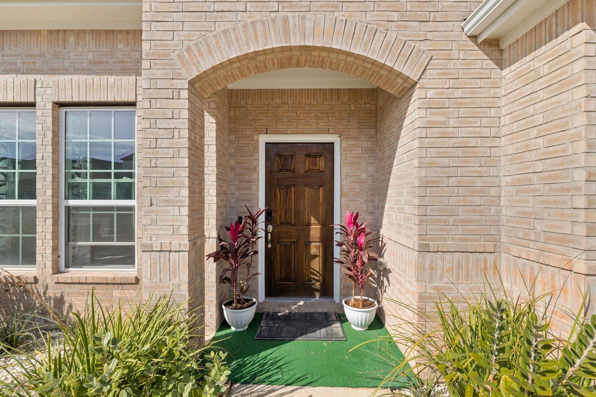 Primary bedroom at 189 Durian Loop - 4 bed 2 bath home
