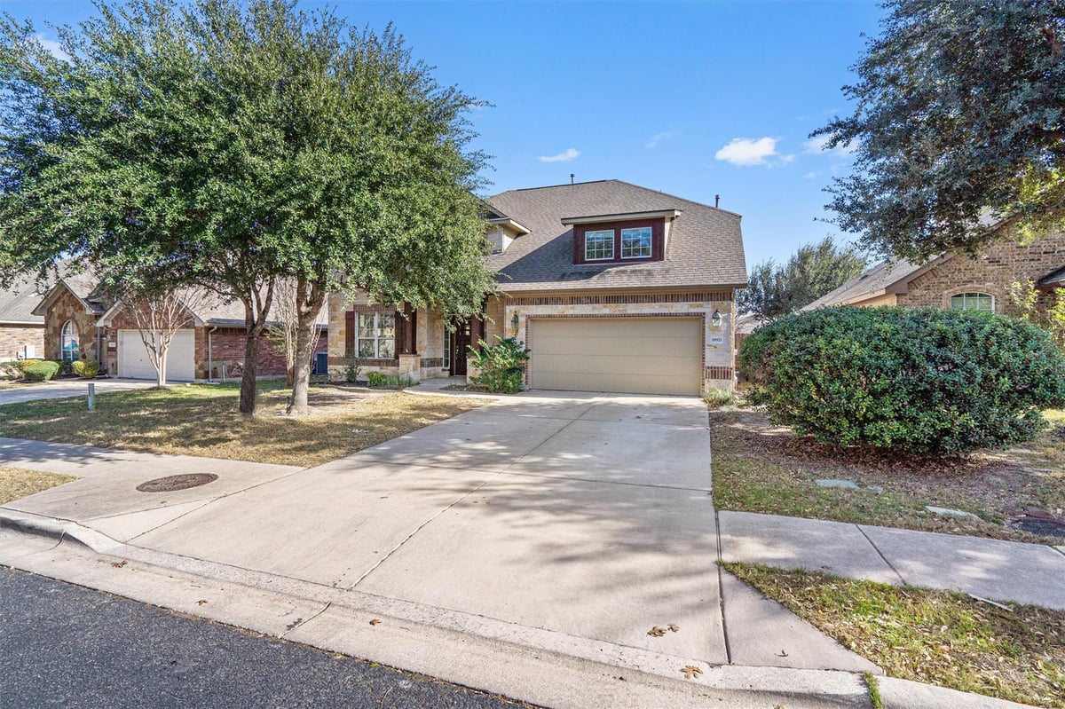 View 18921 Wandering Vine Cv in Falcon Pointe Sec 5B 18921 Wandering Vine Cv - front exterior - Luxury home in Falcon Pointe Sec 5B, Pflugerville, TX