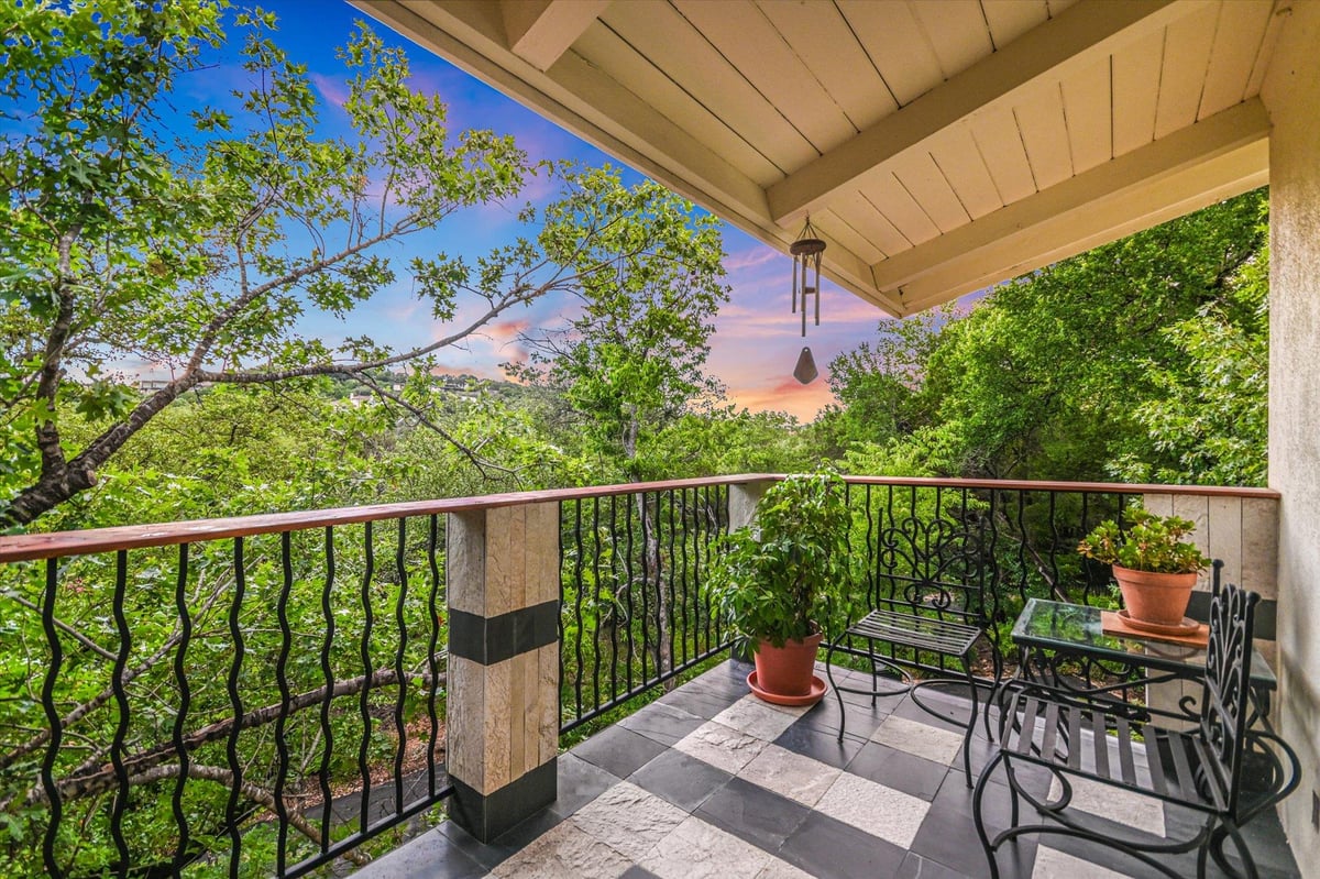 Kitchen at 19 Sugar Shack Dr - 4 bed 3 bath home